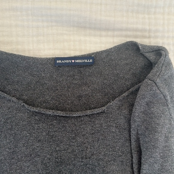 Brandy Melville grey pullover sweater - Picture 2 of 4